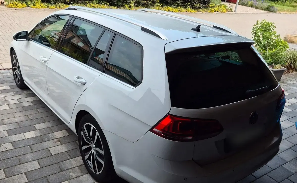 Gebraucht VW Golf VII Highline 150 PS (110 kW) 2014 Weiß Kombi