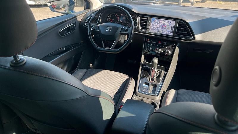 Gebraucht Seat Leon 150 PS (110 kW) 2019 Blau Limousine
