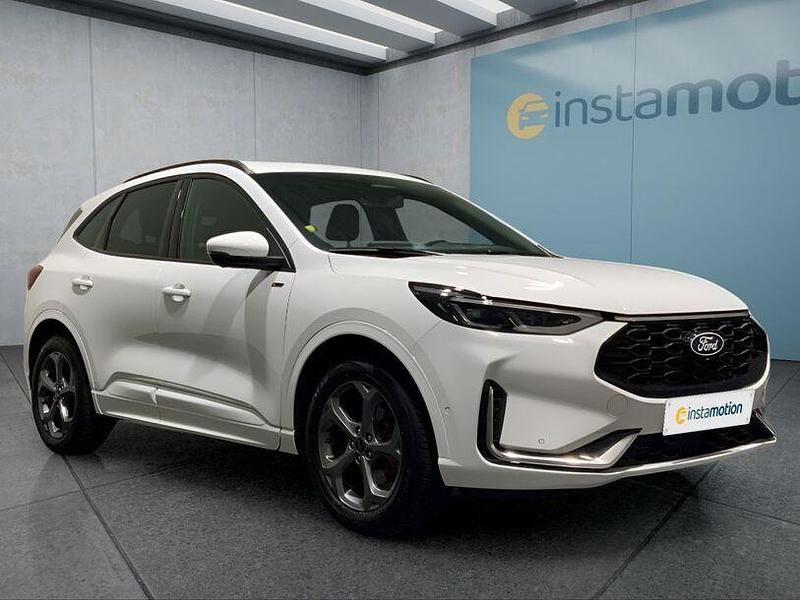 Gebraucht Ford Kuga ST-Line 186 PS (136 kW) 2024 Weiß SUV