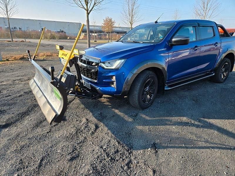 Gebraucht Isuzu D-Max 162 PS (119 kW) 2022 Blau Pickup