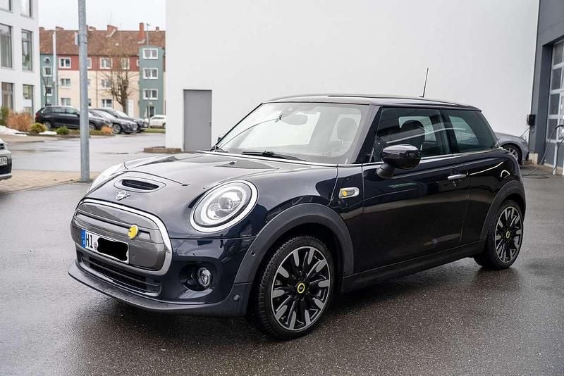 Gebraucht Mini Cooper SE 135 kW (184 PS) 2020 Schwarz Kleinwagen