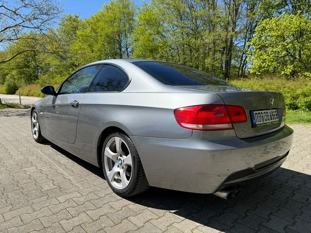 Second-hand BMW 325 Performance 218 CP (160 kW) 2007 Gri Coupe