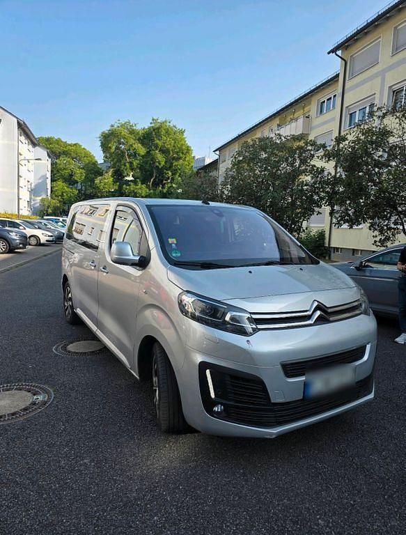 Silber Gebraucht 2018 Citroën Spacetourer Business Class Van | 30.500 € (Fairer Preis) - Bild 1/4