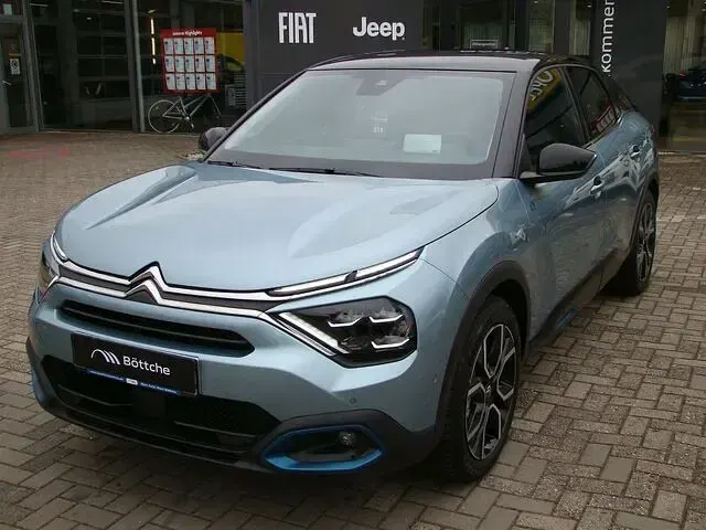 Gebraucht Citroën e-C4 Shine 100 kW (136 PS) 2023 Andere farbe