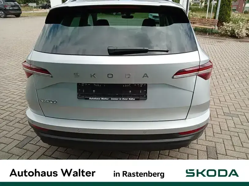 Gebraucht Skoda Karoq Selection 150 PS (110 kW) 2025 Silber SUV