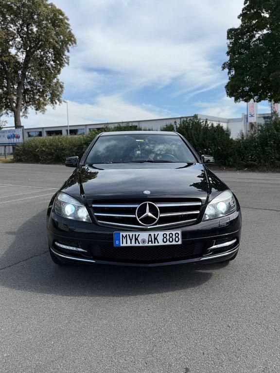 Gebraucht Mercedes C350 Elegance 231 PS (169 kW) 2009 Schwarz Limousine