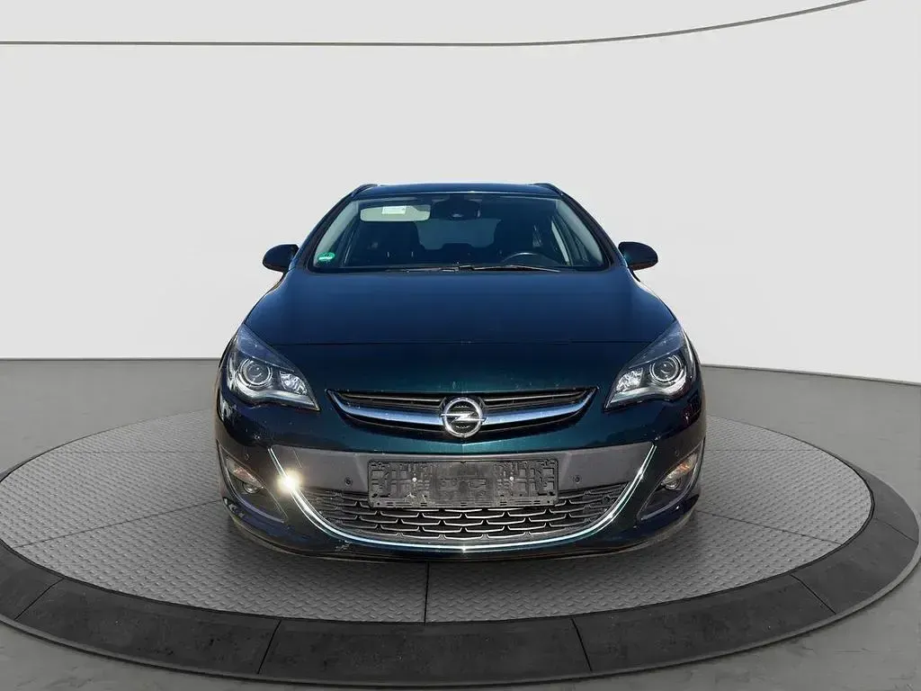 Gebraucht Opel Astra Exklusiv 136 PS (100 kW) 2016 Grün Kombi