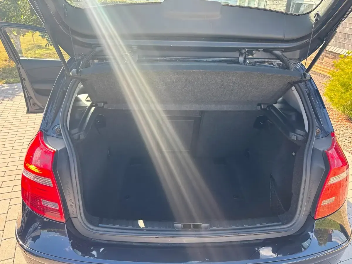 Gebraucht BMW 120 177 PS (130 kW) 2008 Blau Kleinwagen