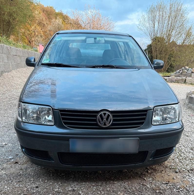 Gebraucht VW Polo 60 PS (44 kW) 2001 Grau Kleinwagen