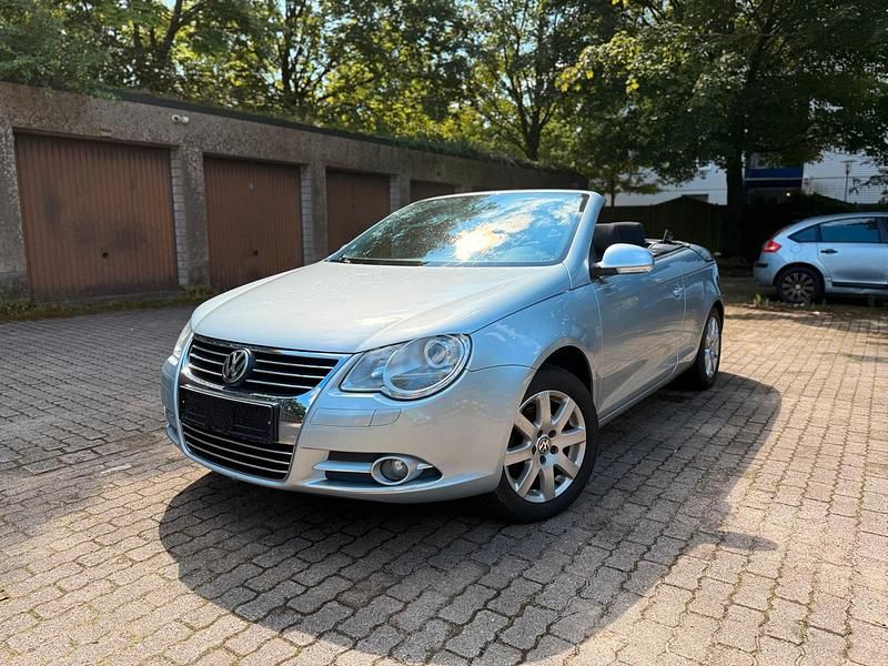 Silber Gebraucht 2007 VW Eos Cabrio | 4.400 € (Fairer Preis) - Bild 1/4