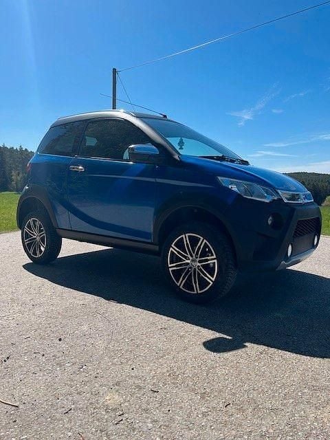 Second-hand Aixam Crossover Premium 2018 Albastru