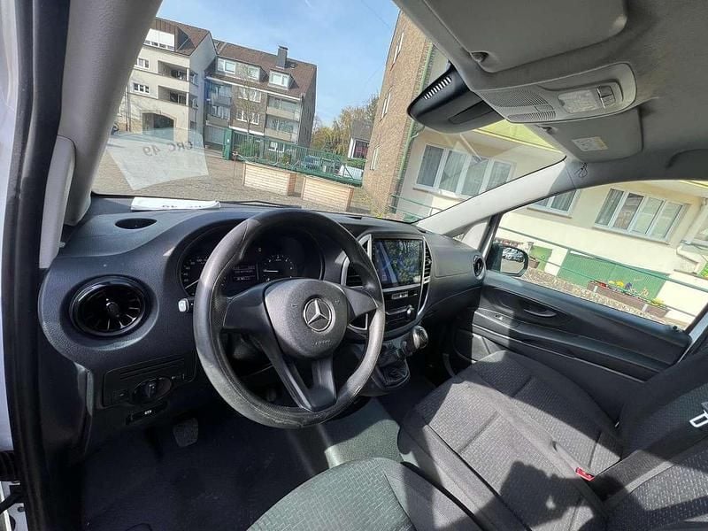 Gebraucht Mercedes Vito 102 PS (75 kW) 2020 Arktikweiss Van