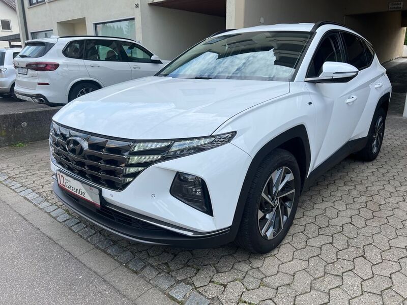 Weiß Gebraucht 2021 Hyundai Tucson Trend SUV | 21.200 € (Guter Preis) - Bild 1/4