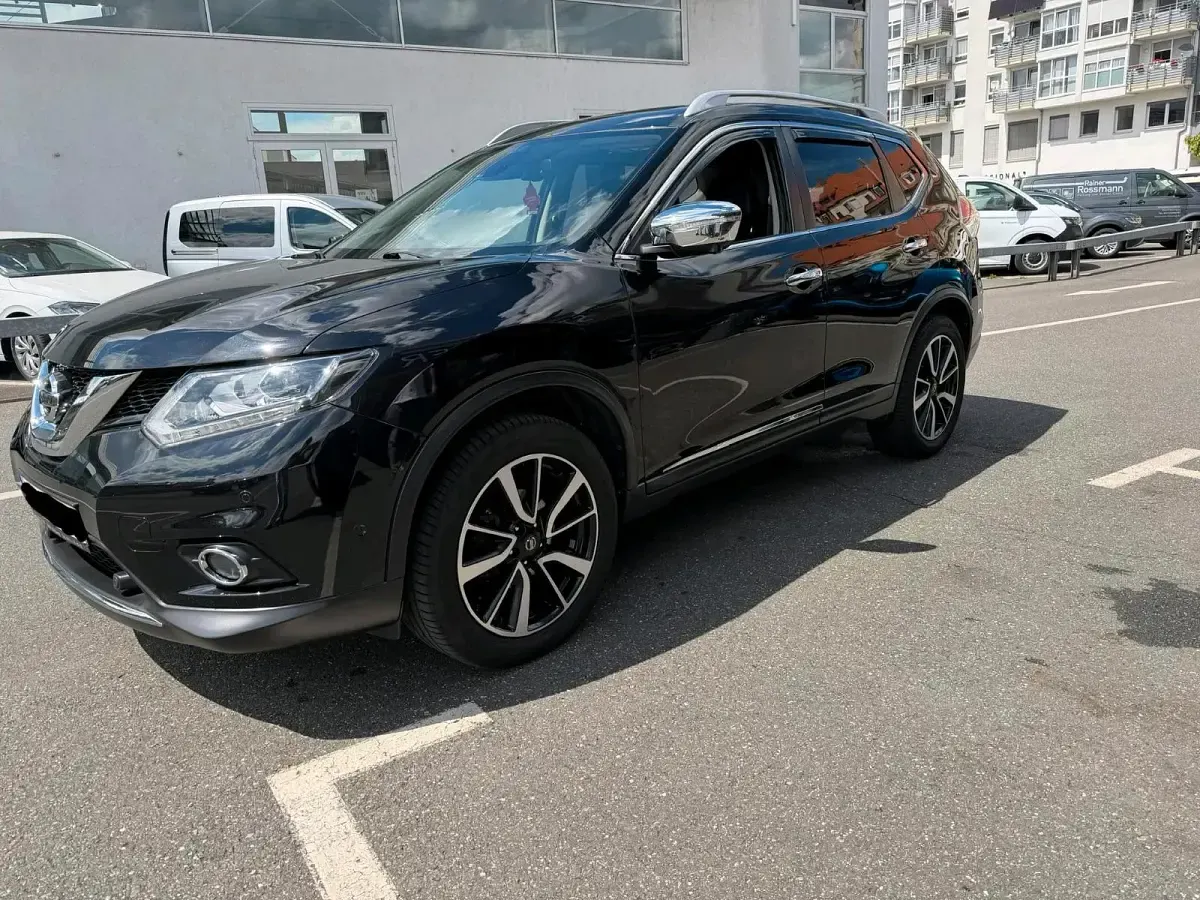 Gebraucht Nissan X-Trail Tekna 130 PS (95 kW) 2016 Schwarz SUV