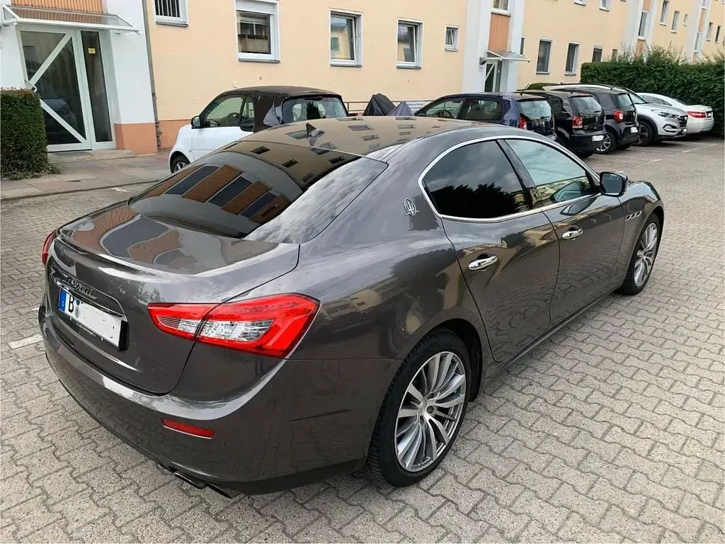 Gebraucht Maserati Ghibli 409 PS (300 kW) 2014 Grau Limousine