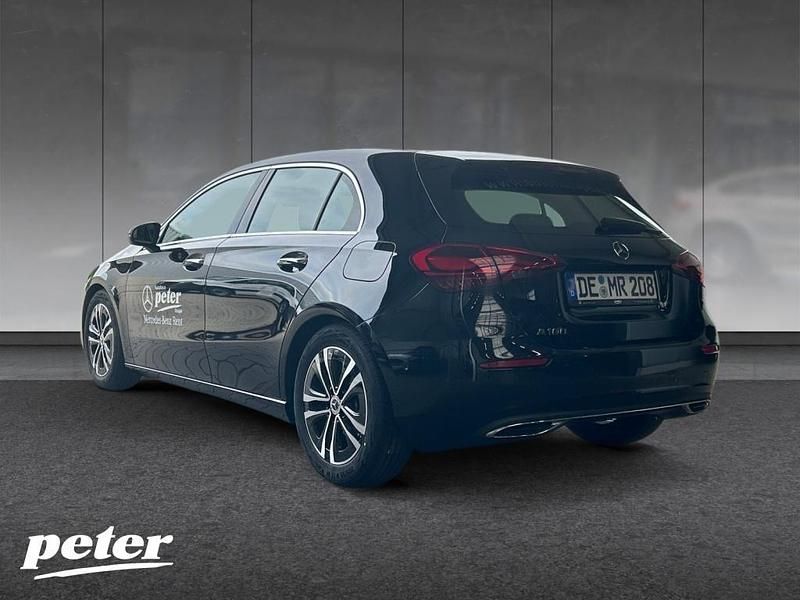 Gebraucht Mercedes A180 Progressive 136 PS (100 kW) 2025 Schwarz Limousine