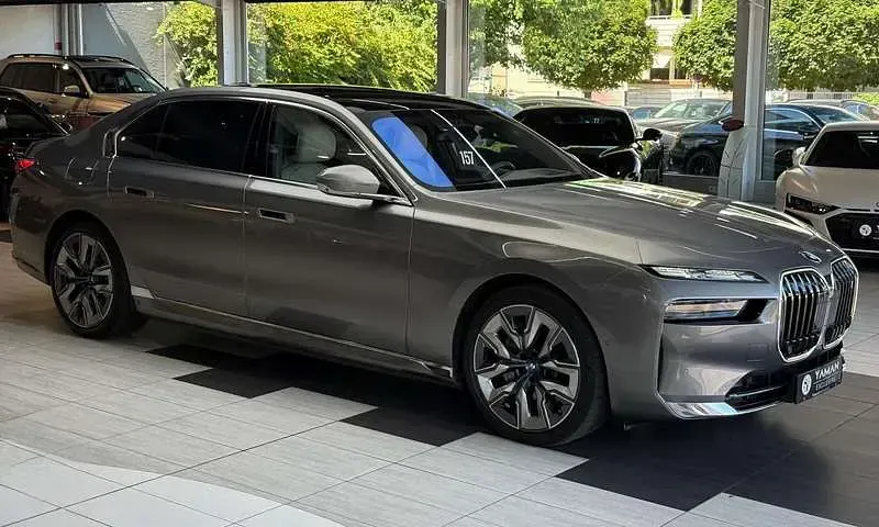 Gebraucht BMW i7 Performance 400 kW (544 PS) 2022 Grau Limousine
