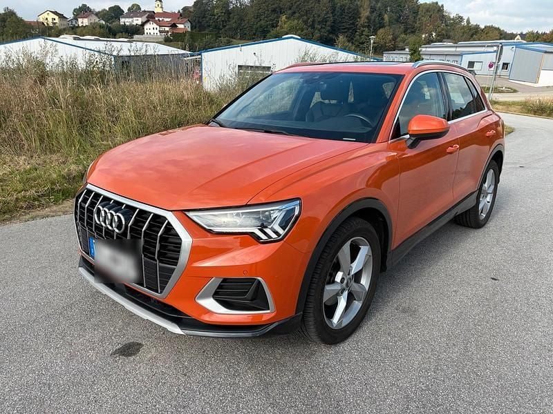 Orange Gebraucht 2019 Audi Q3 S-Line SUV | 24.800 € (Superpreis) - Bild 1/4