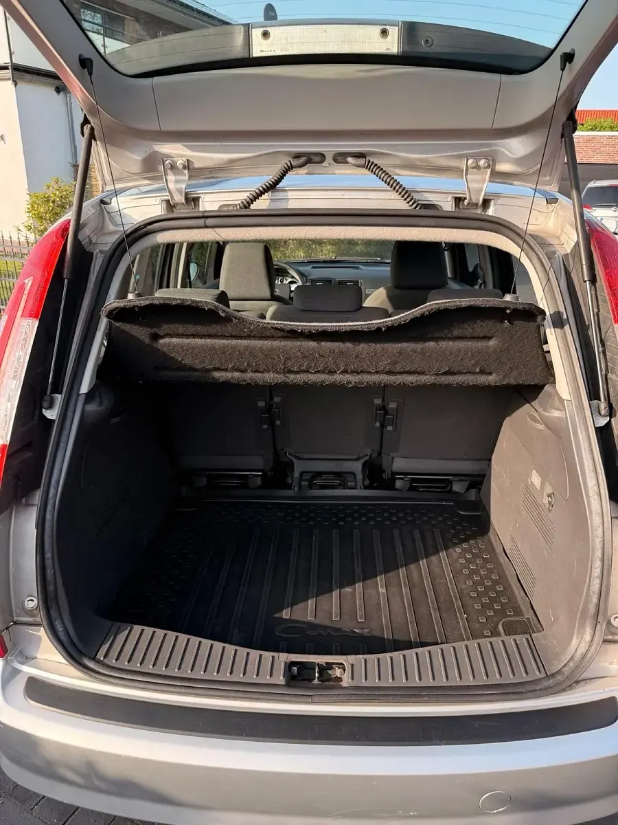 Gebraucht Ford C-MAX 109 PS (80 kW) 2008 Silber Van / Kleinbus