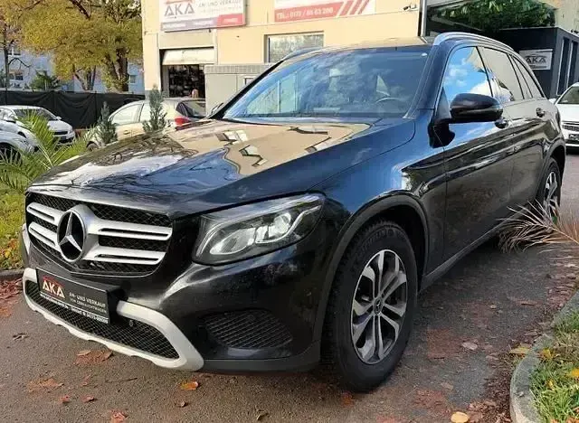 Gebraucht Mercedes GLC220 170 PS (125 kW) 2019 Schwarz SUV