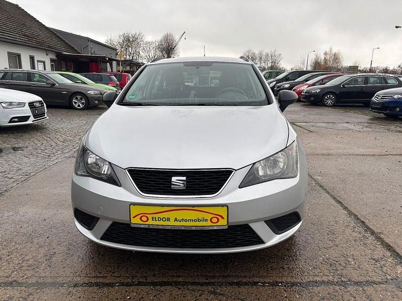 Silber Gebraucht 2014 Seat Ibiza Reference Limousine | 3.900 € (Superpreis) - Bild 1/4