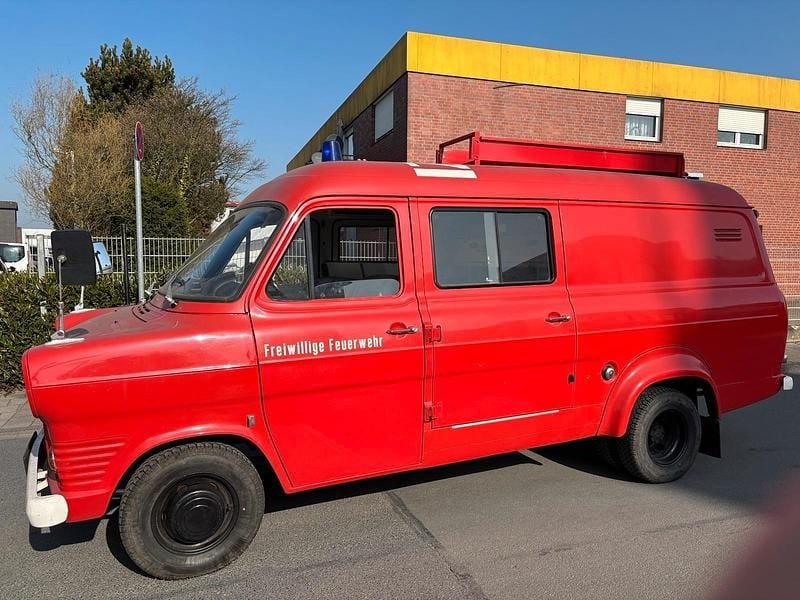 Gebraucht Ford Transit 65 PS (47 kW) 1973 Rot Van / Kleinbus