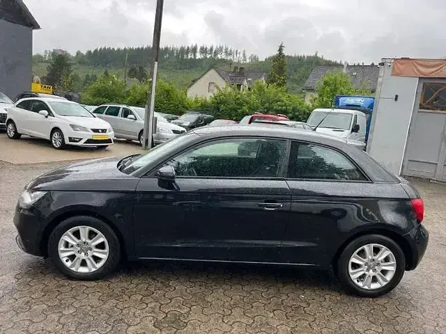 Occasion Audi A1 Attraction 86 ch (63 kW) 2011 Noir Citadine