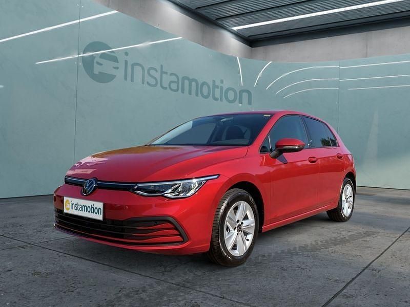 Rot Gebraucht 2023 VW Golf VIII Kleinwagen | 21.949 € (Guter Preis) - Bild 1/4