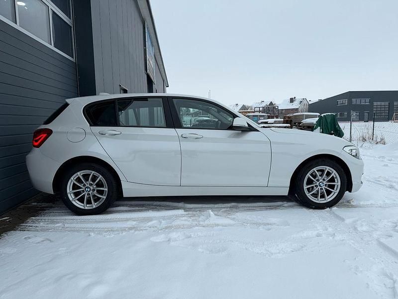 Gebraucht BMW 116 Advantage 116 PS (85 kW) 2017 Weiß Kleinwagen