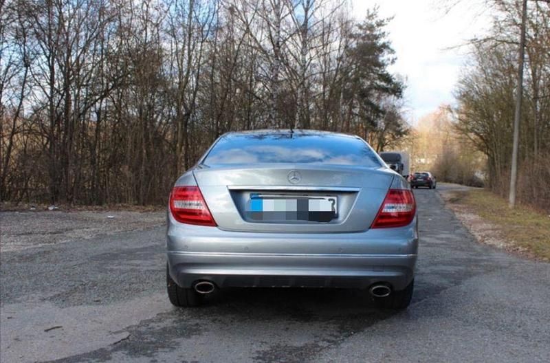 Gebraucht Mercedes C350 306 PS (225 kW) 2012 Grau Coupé