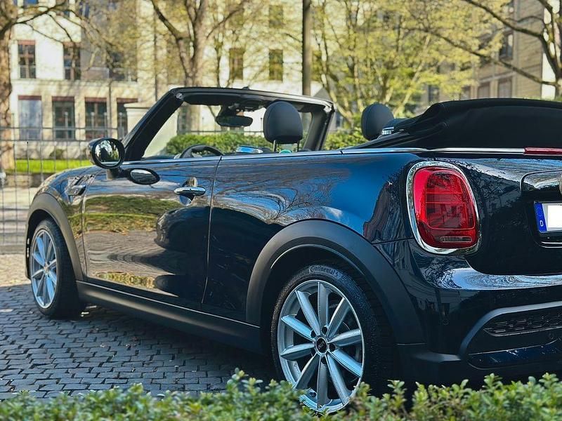 Gebraucht Mini Cooper S Cabriolet Premium Plus 178 PS (130 kW) 2024 Blau Cabrio