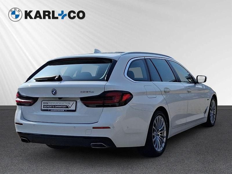 Gebraucht BMW 530e 292 PS (214 kW) 2021 Weiss Kombi