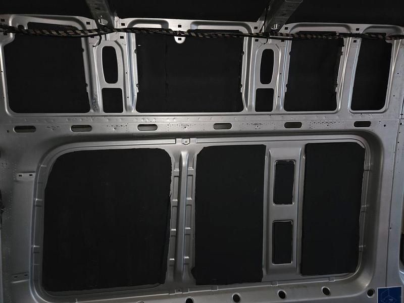 Gebraucht VW Crafter 140 PS (102 kW) 2014 Silber Van