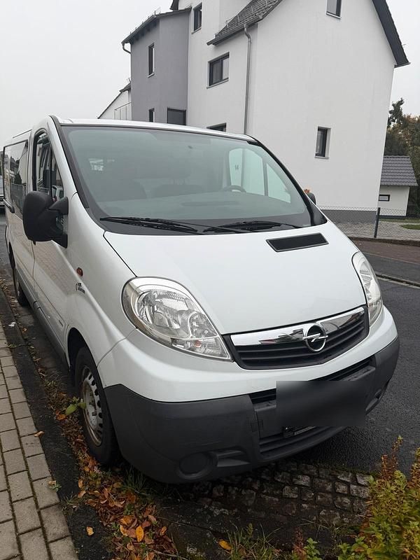 Weiß Gebraucht 2009 Opel Vivaro Van | 4.000 € (Superpreis) - Bild 1/4
