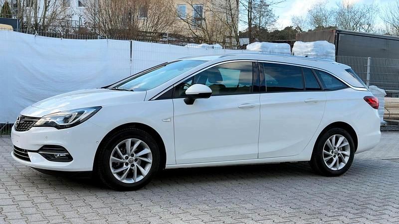 Gebraucht Opel Astra 122 PS (89 kW) 2021 Weiß Kombi