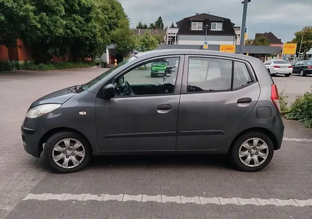 Gebraucht Hyundai i10 Style 75 PS (55 kW) 2008 Grau Kleinwagen