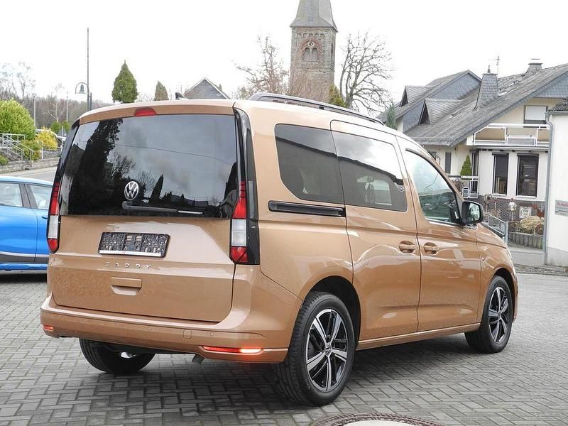 Gebraucht VW Caddy Life 102 PS (75 kW) 2022 Copper bronze metallic Van / Kleinbus