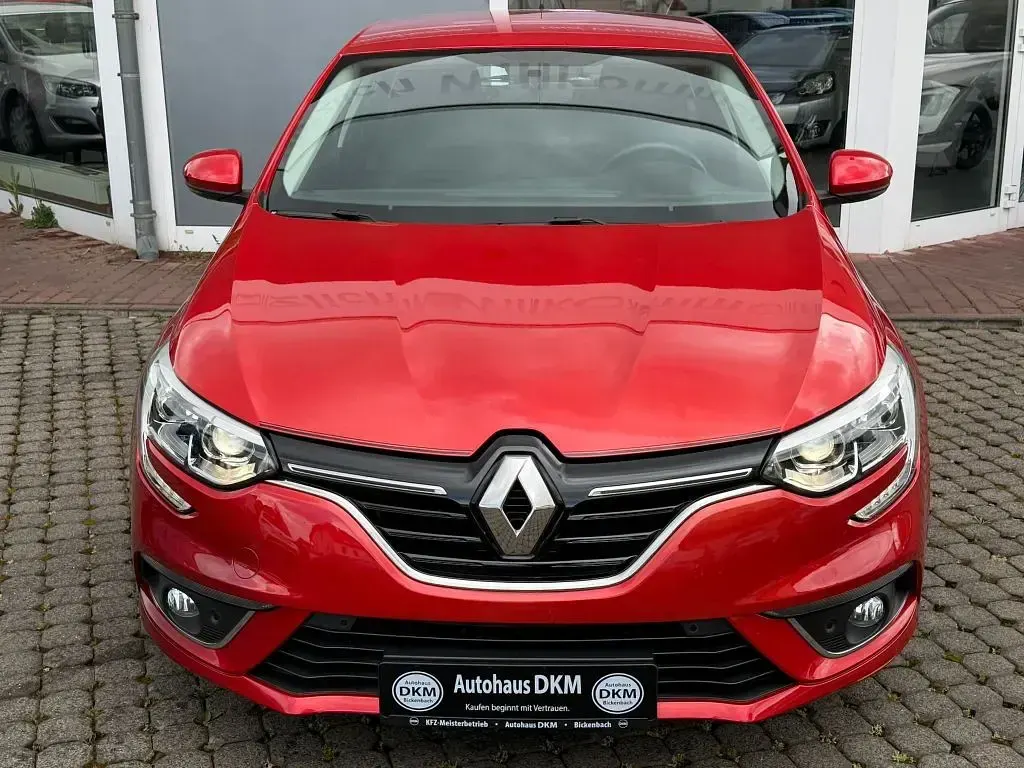 Usata Renault Mégane Experience 101 CV (74 kW) 2017 Rosso Berlina