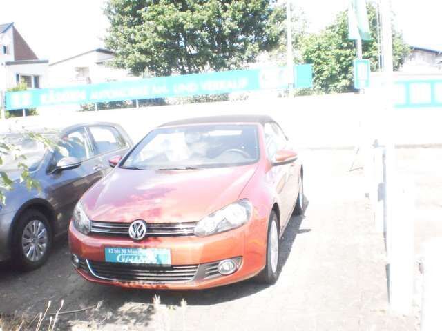 Sunset red metallic (metallic) Gebraucht 2013 VW Golf Cabriolet Life Cabrio | 11.790 € (Etwas zu teuer) - Bild 1/1