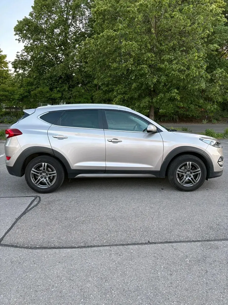 Usata Hyundai Tucson 136 CV (100 kW) 2016 Grigio SUV