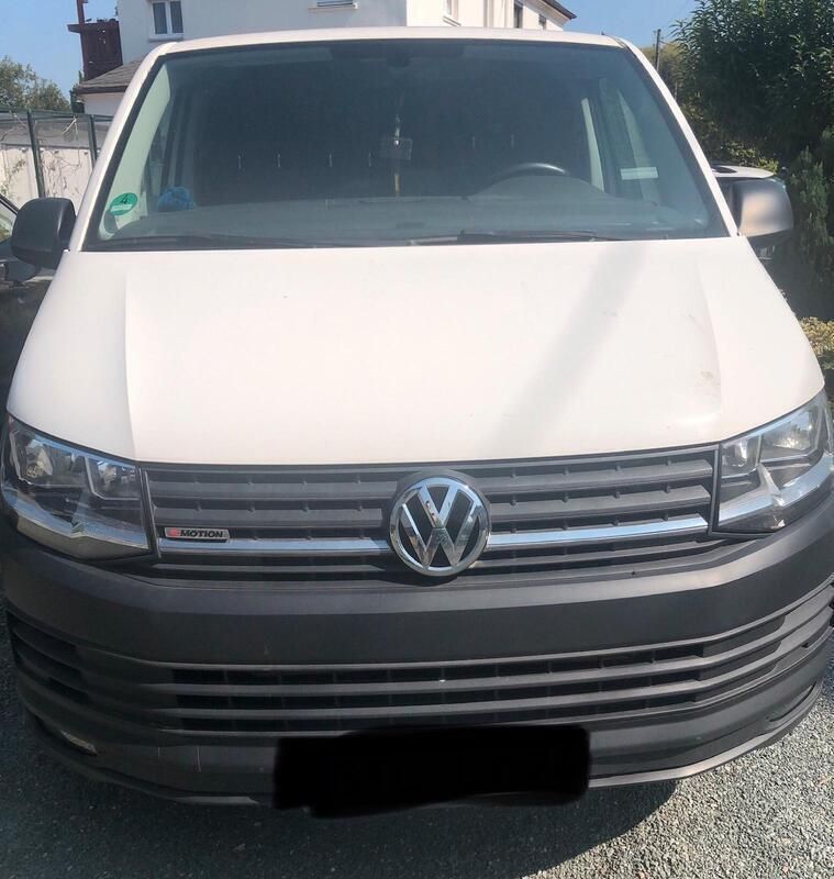 Weiß Gebraucht 2016 VW T6 Van | 10.000 € - Bild 1/4