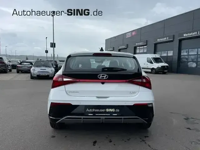 Neu Hyundai i20 101 PS (74 kW) 2026 Weiß Kleinwagen
