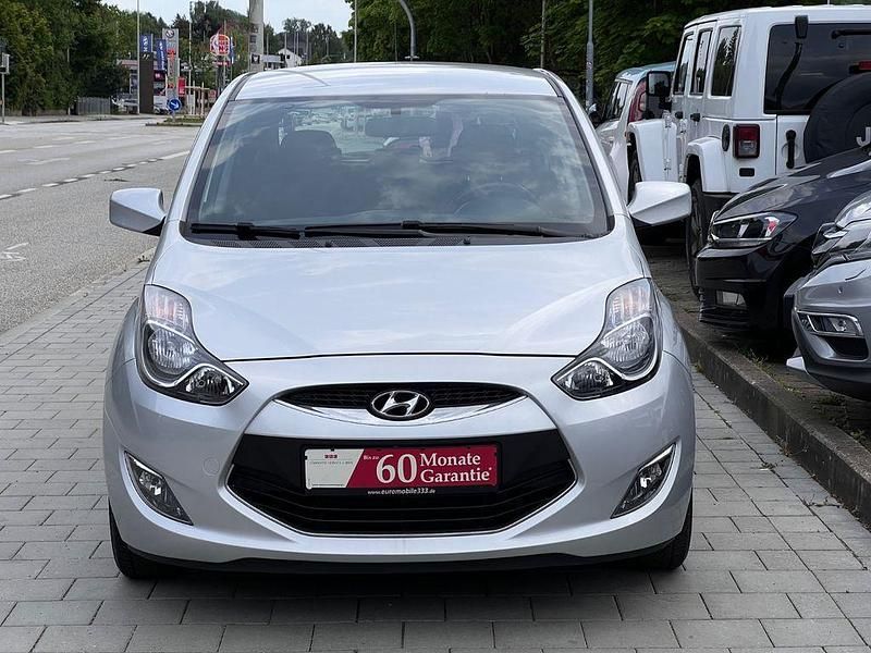 Gebraucht Hyundai ix20 Style 125 PS (91 kW) 2014 Silber Kleinwagen