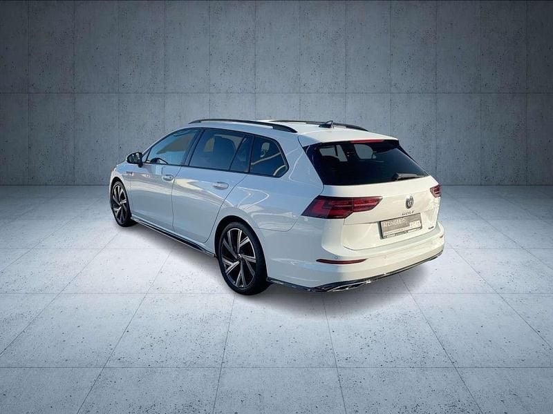 Gebraucht VW Golf VIII R-line 190 PS (139 kW) 2022 Pure white Kombi