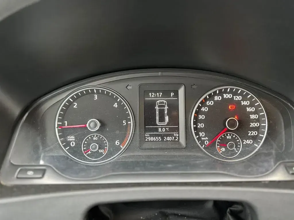 Second-hand VW Transporter 140 CP (102 kW) 2011 Alb Van