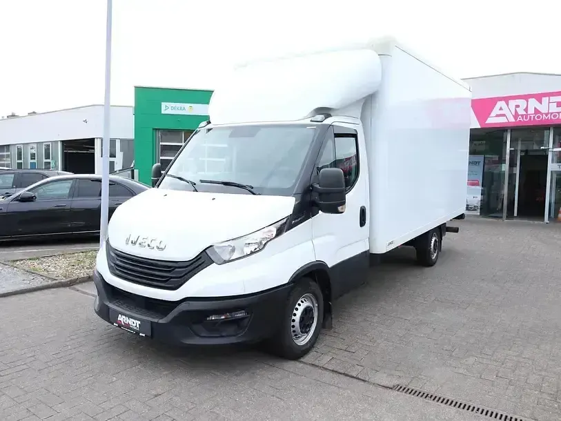 Gebraucht Iveco Daily 156 PS (114 kW) 2024 Weiß ic 194