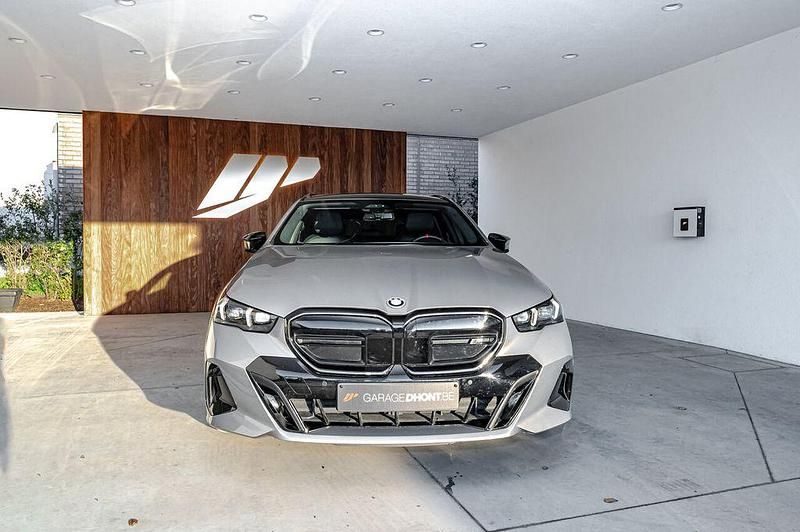Gebraucht BMW i5 Performance 442 kW (602 PS) 2025 Grau Limousine