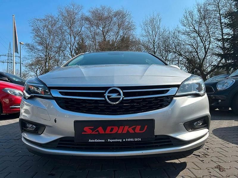 Gebraucht Opel Astra Dynamic 150 PS (110 kW) 2017 Silber Kombi
