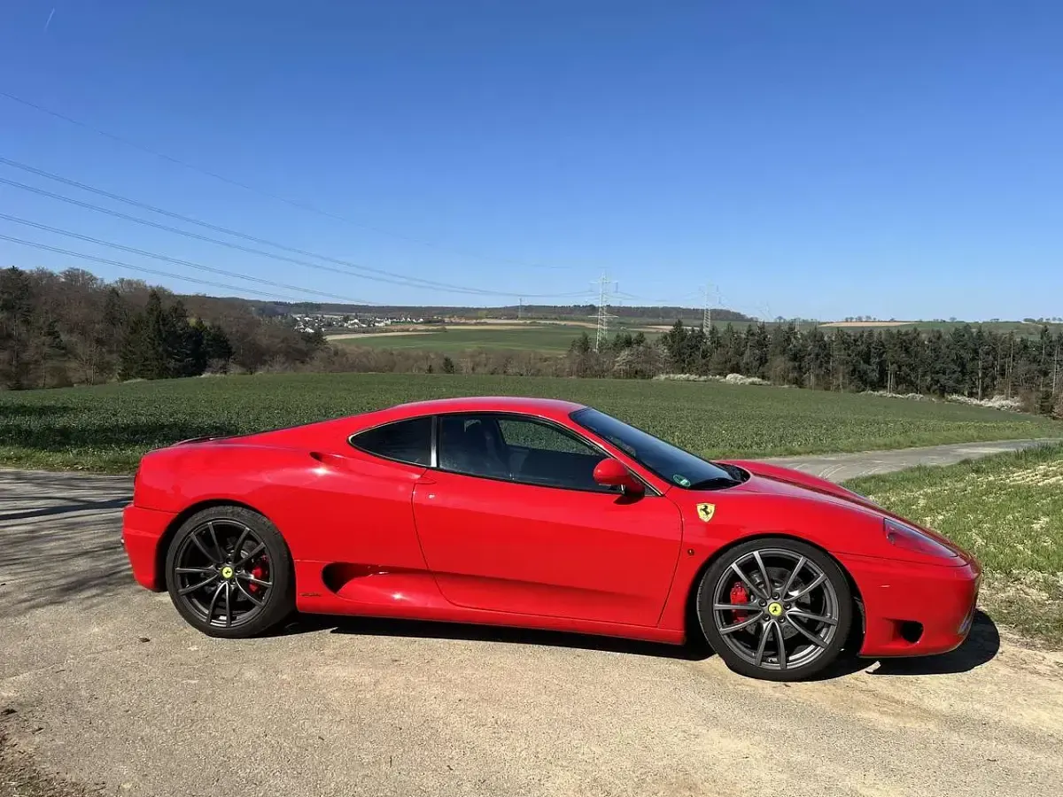 Second-hand Ferrari 360 400 CP (294 kW) 2002 Roșu Coupe