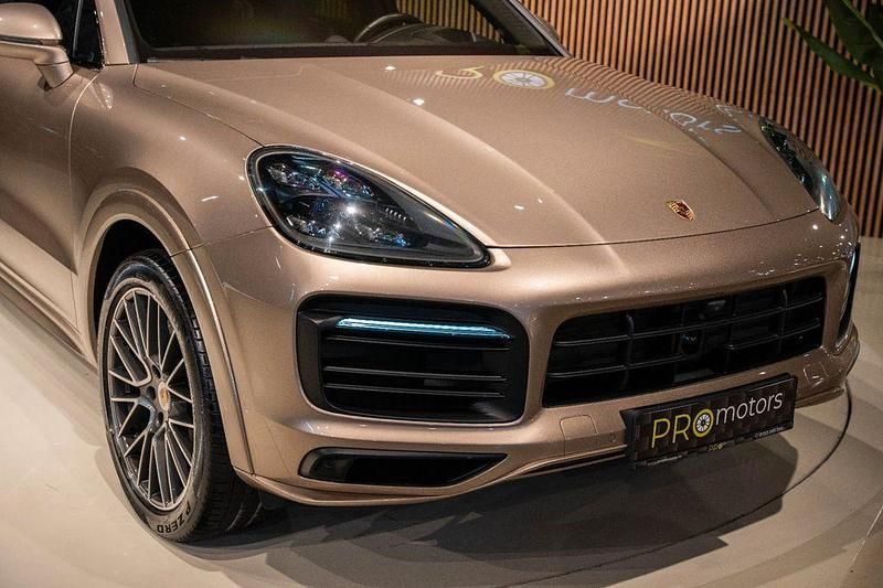 Second-hand Porsche Cayenne 340 CP (250 kW) 2019 Auriu SUV
